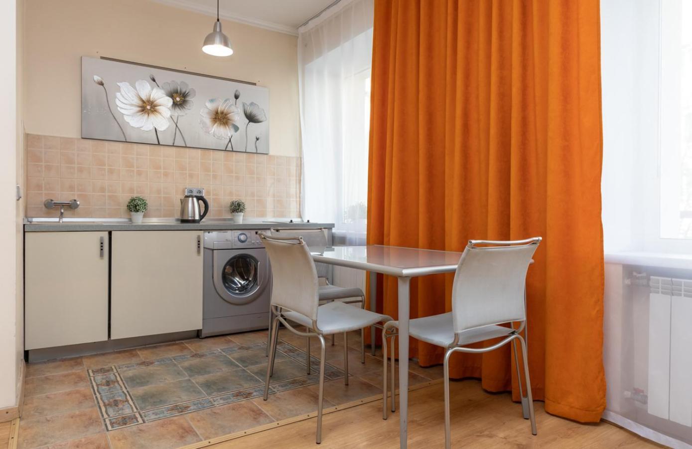 Apartment On Maidan, Khreschatyk 4 Street Киев Экстерьер фото